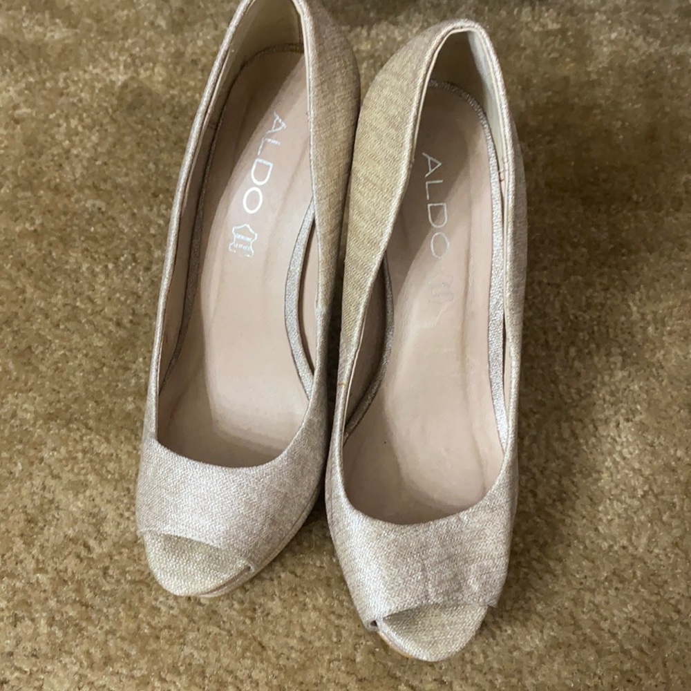 👠